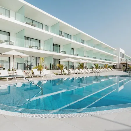 Amarilla Golf Residences Отель