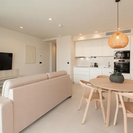 Amarilla Golf Residences 酒店 圣米格尔德阿沃纳