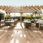 酒店 Amarilla Golf Residences 5*