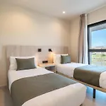 酒店 Amarilla Golf Residences 5*